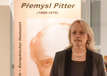Prezentace německého vydání autobiografie P. Pittra „Unter dem Rad der Geschichte“